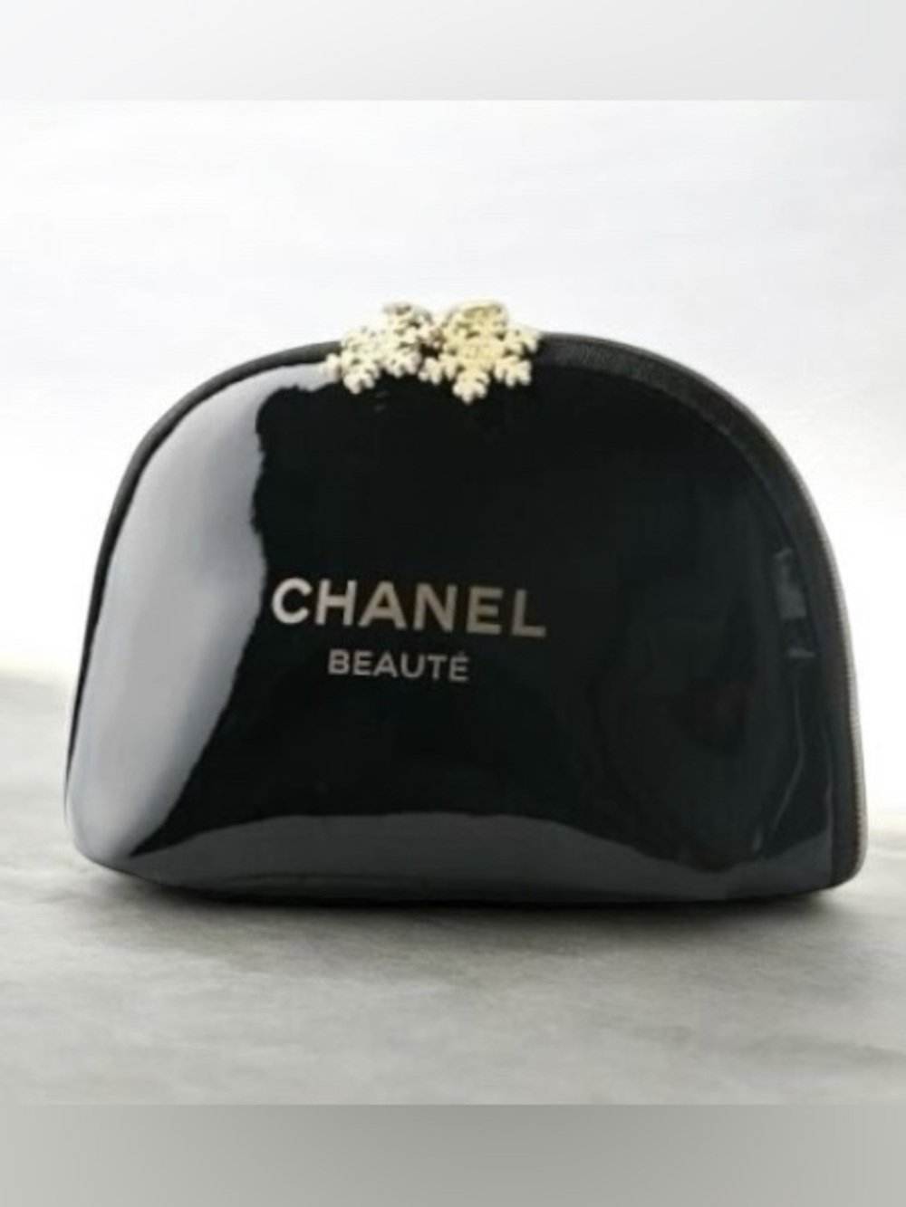 CHANEL Black Patent Beauté Cosmetic Pouch with Gold Hardware - Picture 2 of 5